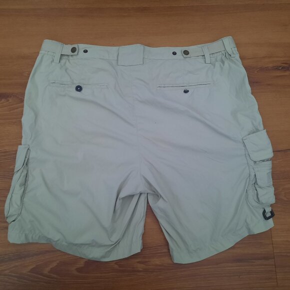 Orvis Cargo Men's Shorts  Multi Pocket Khaki Safari Fishing Camp size 38 - Picture 2 of 8